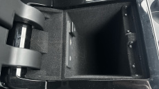 Land Rover Range Rover Velar 2.0 D200 R-Dynamic SE 5dr Auto Diesel Estate